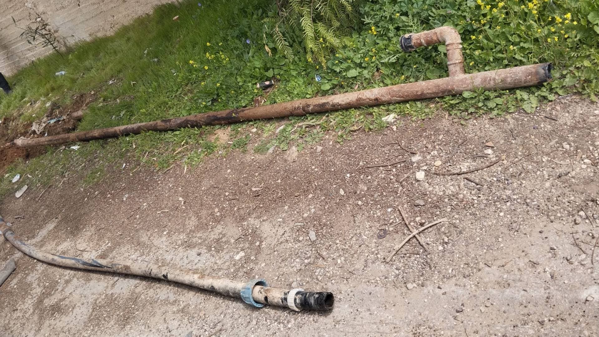 وزارة المياه تضبط اعتداءات "كبيرة" في إربد ومنجا لتزويد مزارع وعمارات مخالفة