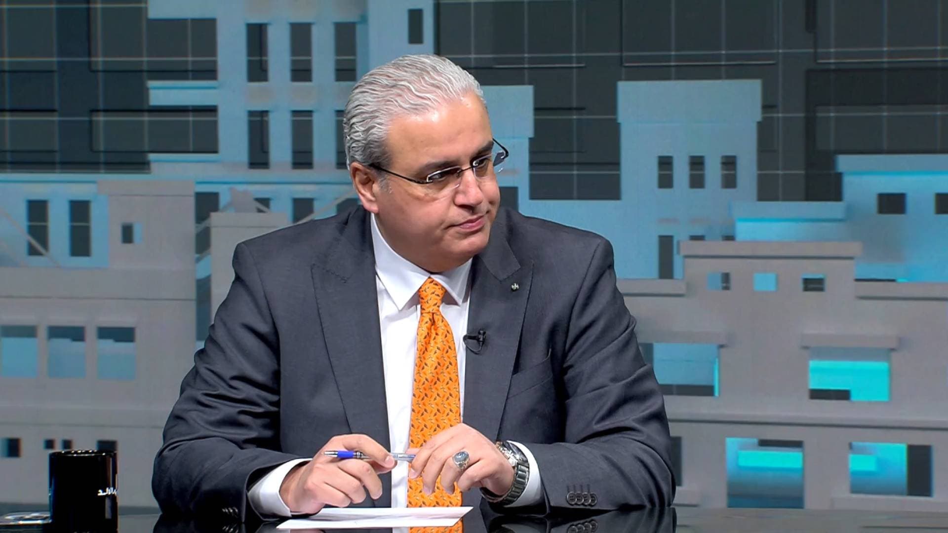 وزير الصحة: خطة لتخفيف الضغط عن "البشير" وتمديد ساعات صرف العلاجات الشهرية