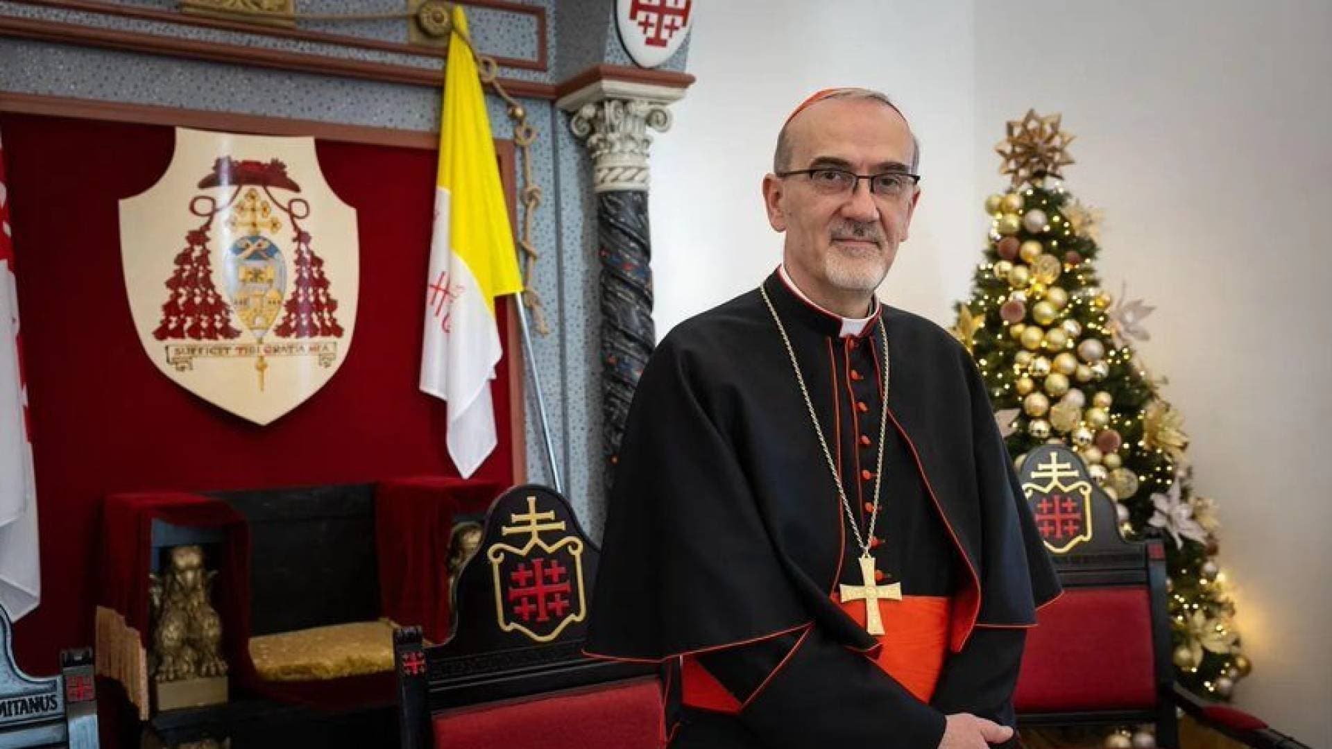 الاحتلال يمنع البطريرك بيتزابالا من دخول كنيسة القيامة لإحياء "أحد الشعانين"