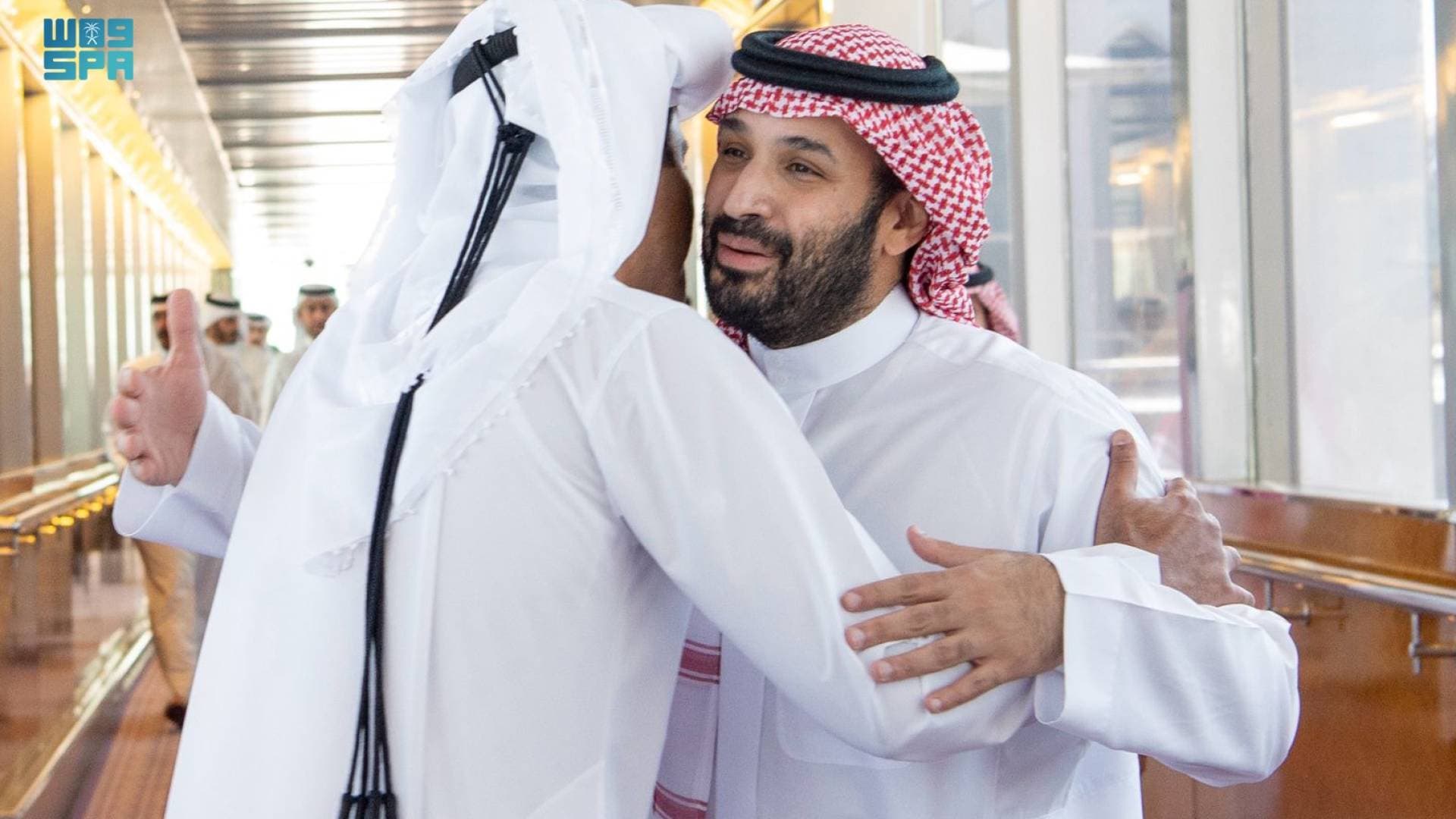 أمير دولة قطر يغادر مدينة جدة بعد مشاركته في القمة الثلاثية