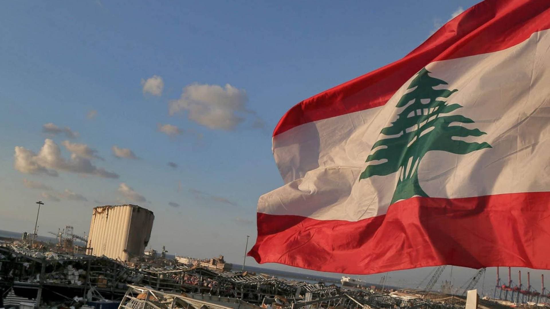 توقيف مدير عام سابق و3 موظفين بتهمة الاختلاس والتزوير في لبنان