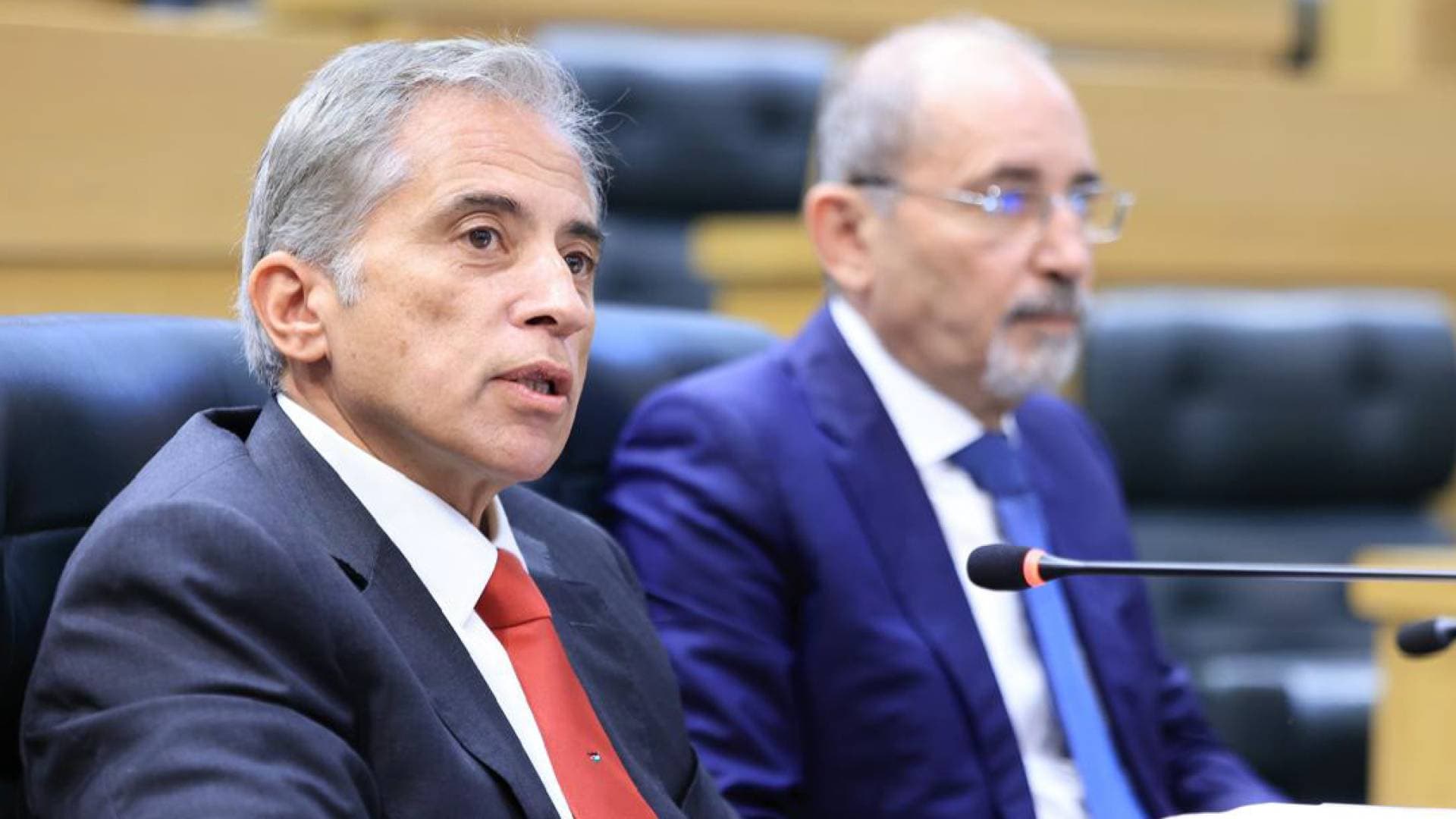 حسان يتعهد بمراجعة "صندوق دعم الطالب" وزيادة المنح حسب عدد السكان