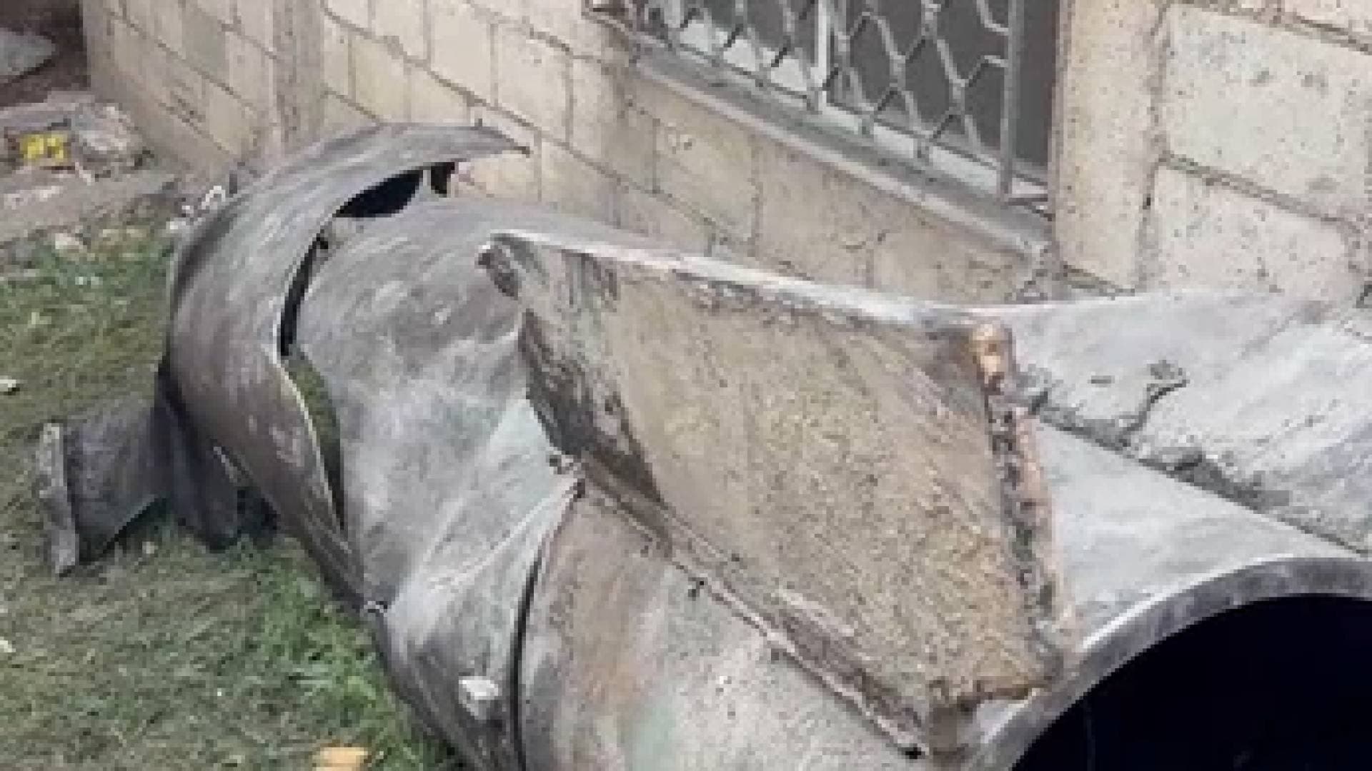 مراسل "رؤيا": سقوط شظايا مقذوفات صاروخية في محافظة الزرقاء دون تسجيل إصابات.. فيديو