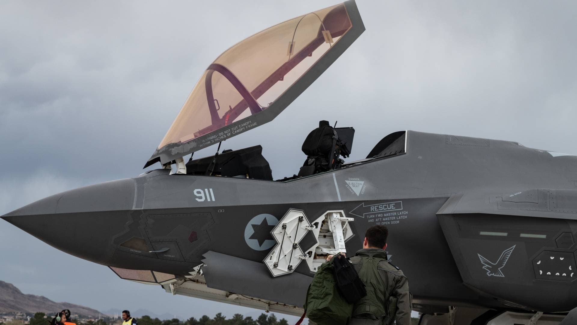 تحذيرات باستهداف جسور في جنوب لبنان.. جيش الاحتلال يهدد بمهاجمة "سحمر" و"مشغرة"