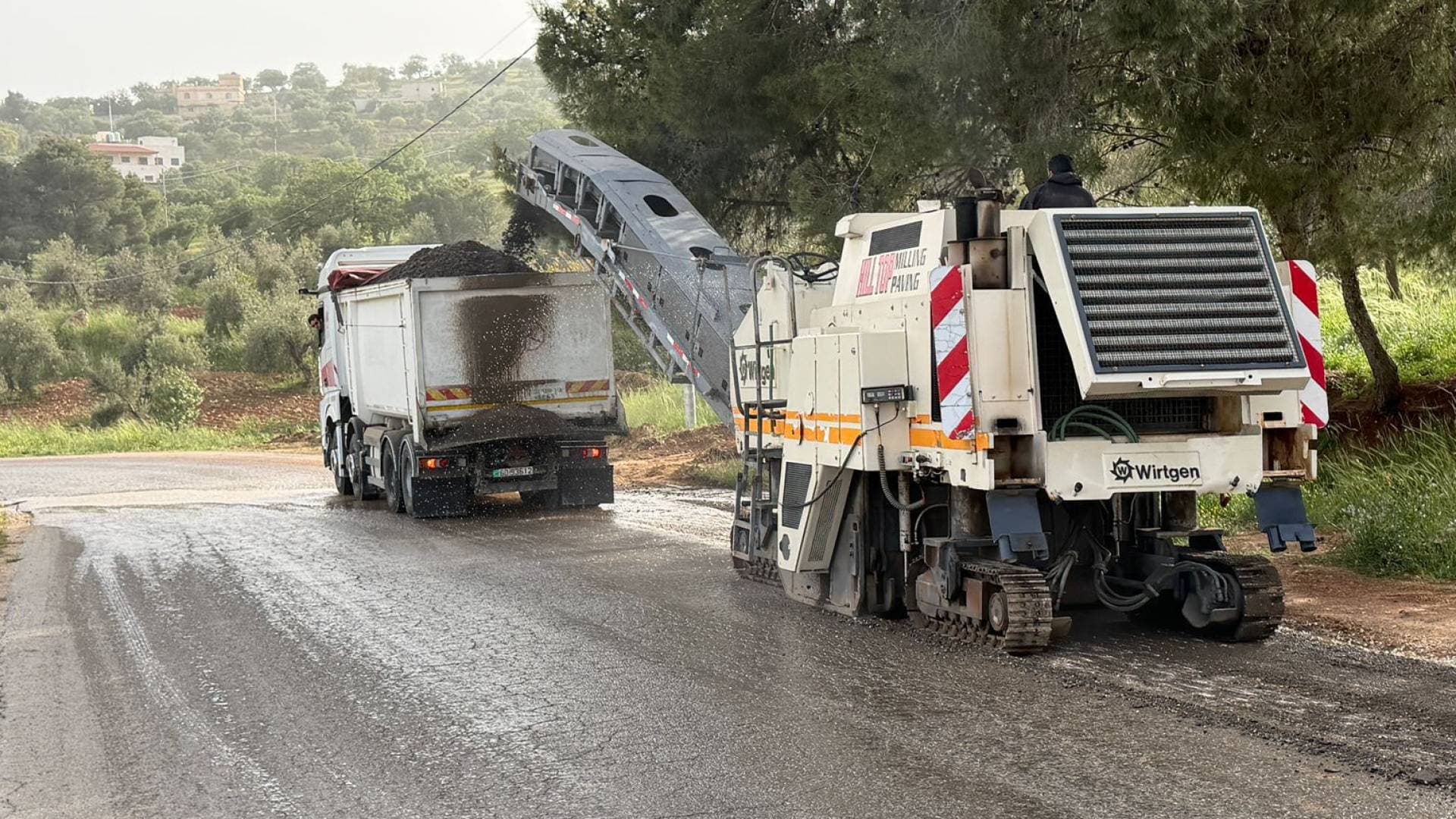 6 ملايين دينار لتأهيل 9 طرق حيوية ودولية في إقليم الشمال