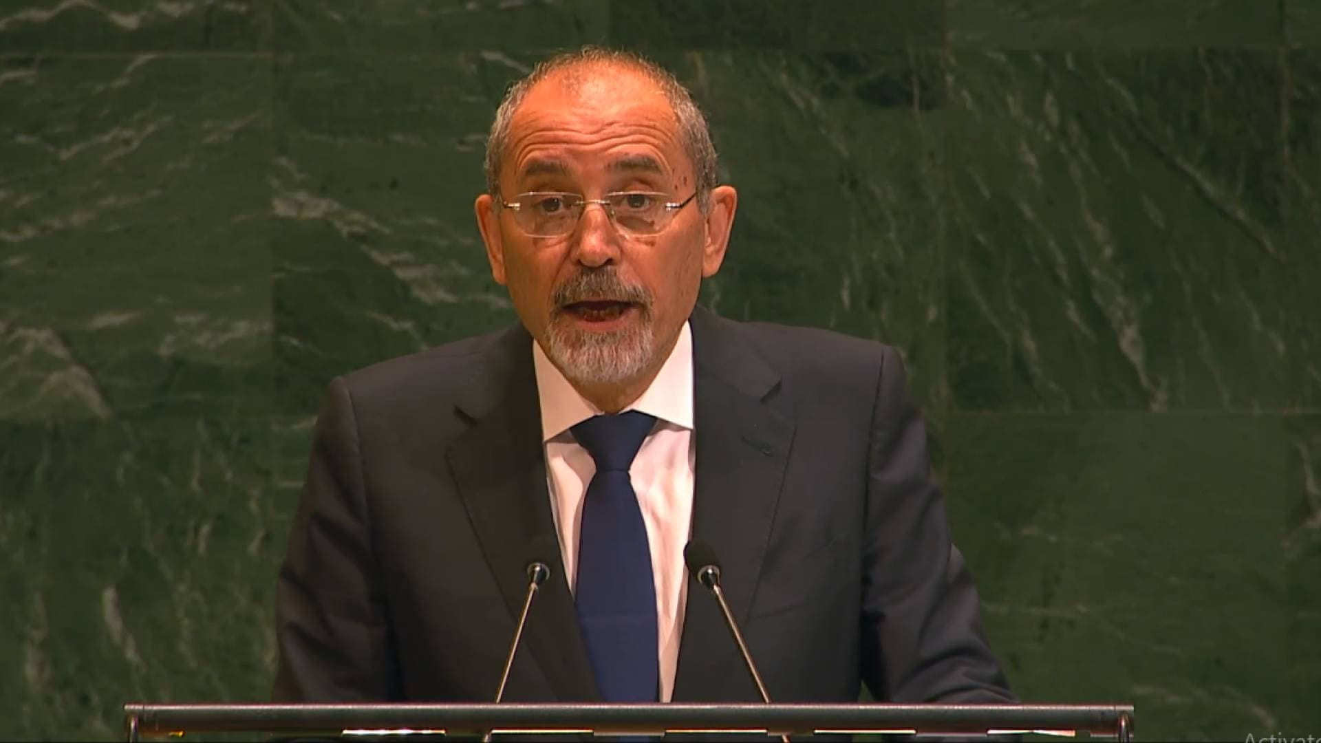 الصفدي: الأردن يقف إلى جانب سوريا ويساندها في مسيرة إعادة البناء