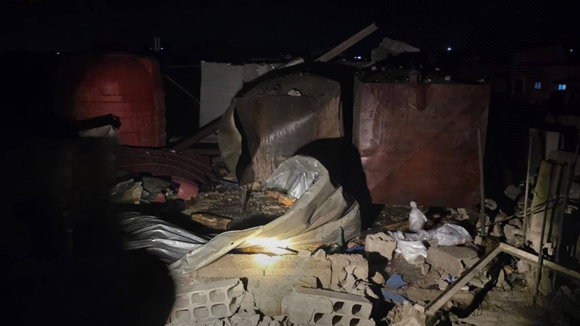 سانا : سقوط شظايا مسيرة إيرانية في ريف القنيطرة السورية إثر اعتراضات جوية للاحتلال