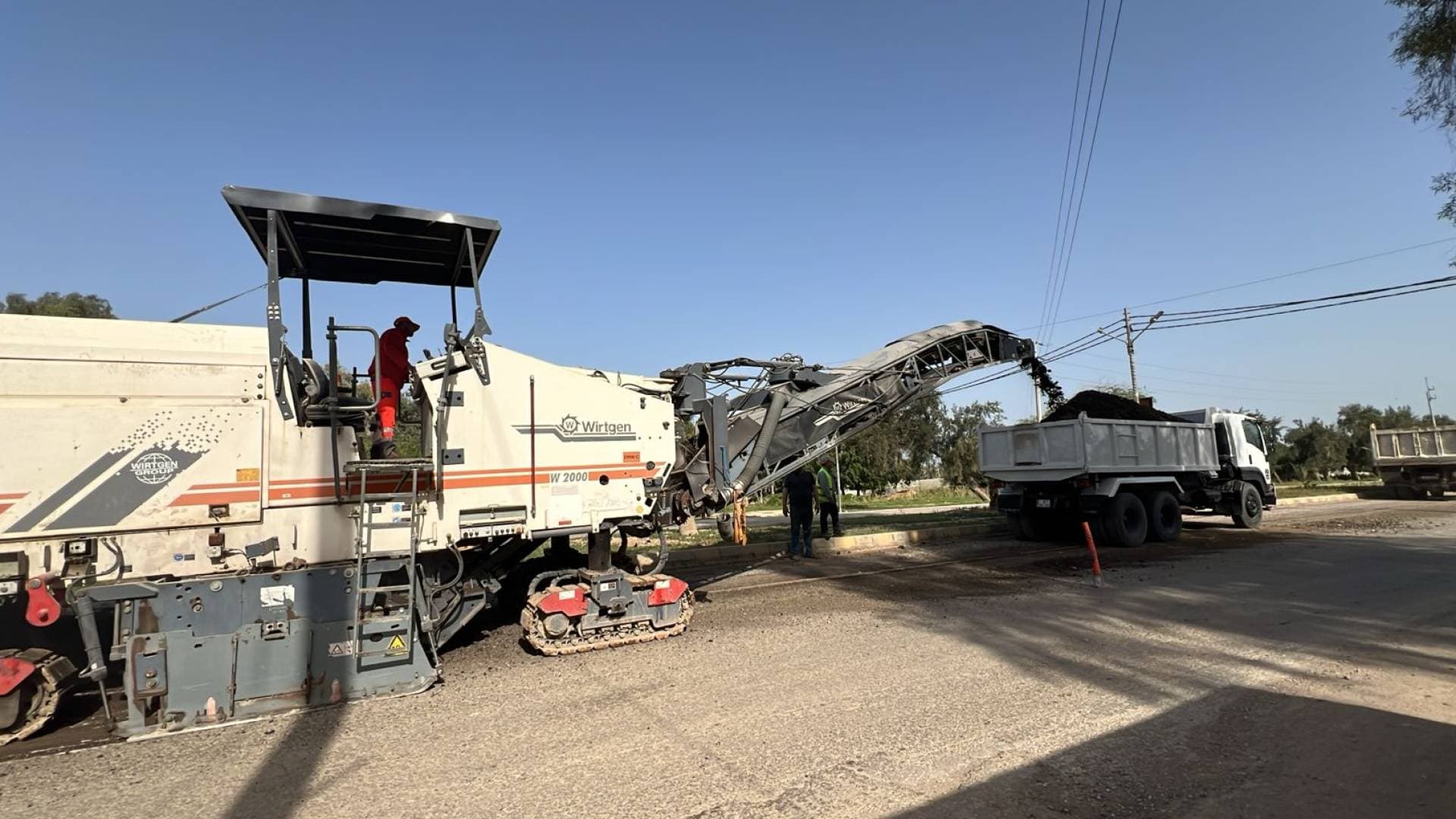 الأشغال تطلق مشروعا لتأهيل 23 ألف متر مربع من طرق دير علا بتكلفة 180 ألفا