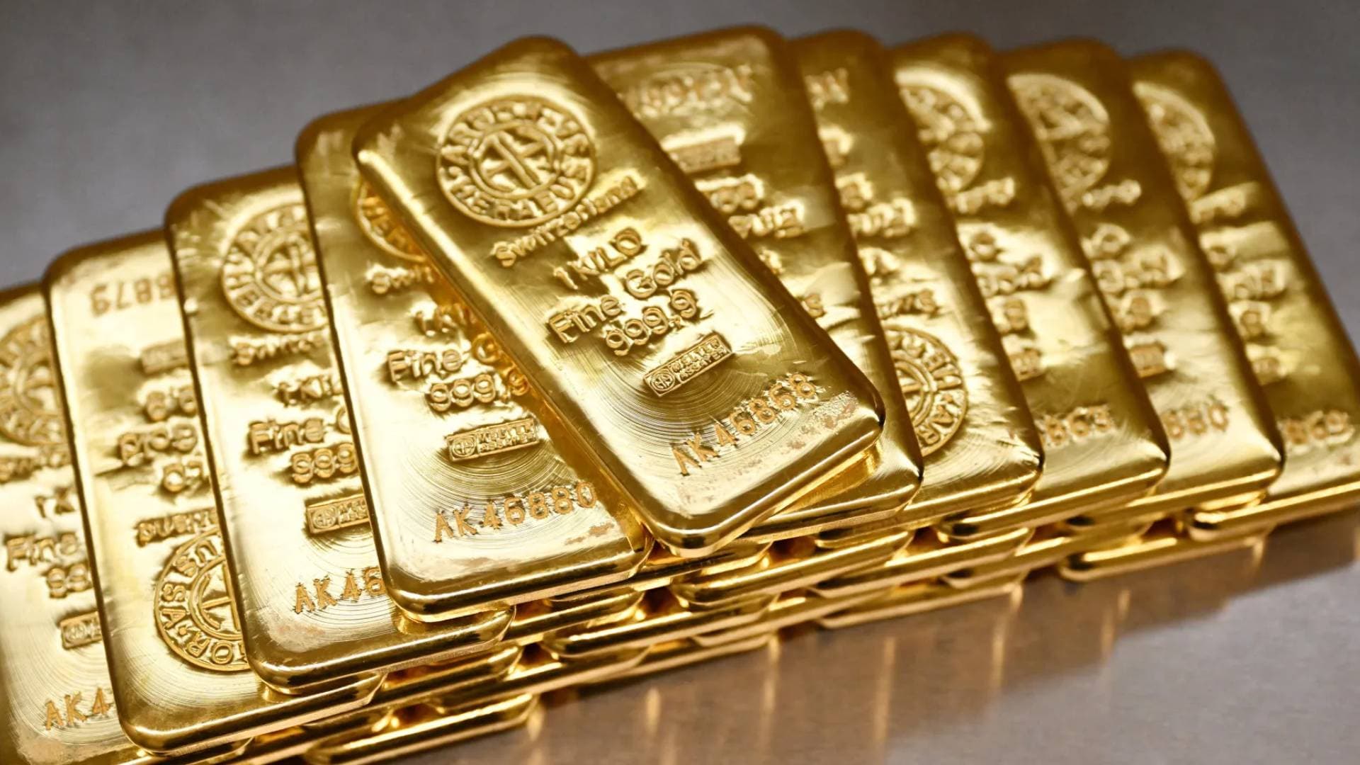 أسعار الذهب تستقر وسط تقييم الهدنة الهشة وأزمة مضيق هرمز