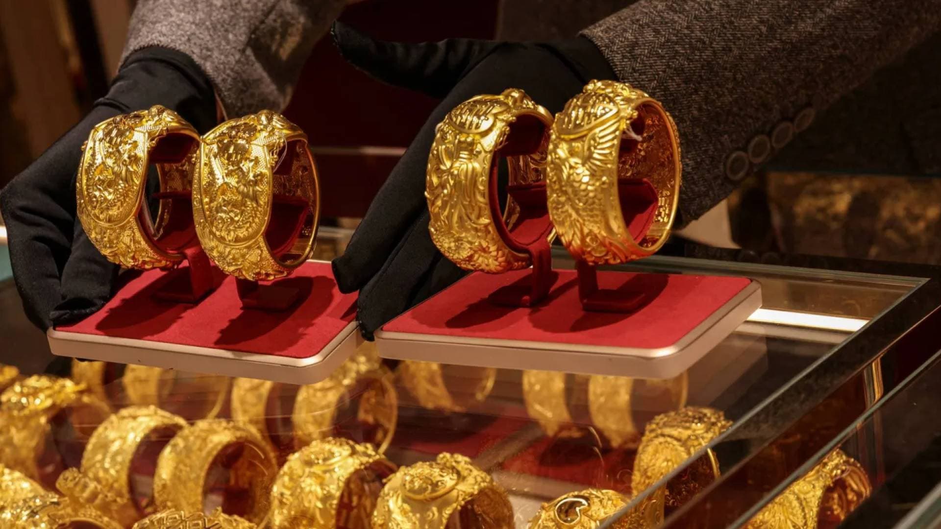 تعرف الى أسعار الذهب والليرات الرشادي والإنجليزي في الأردن الخميس