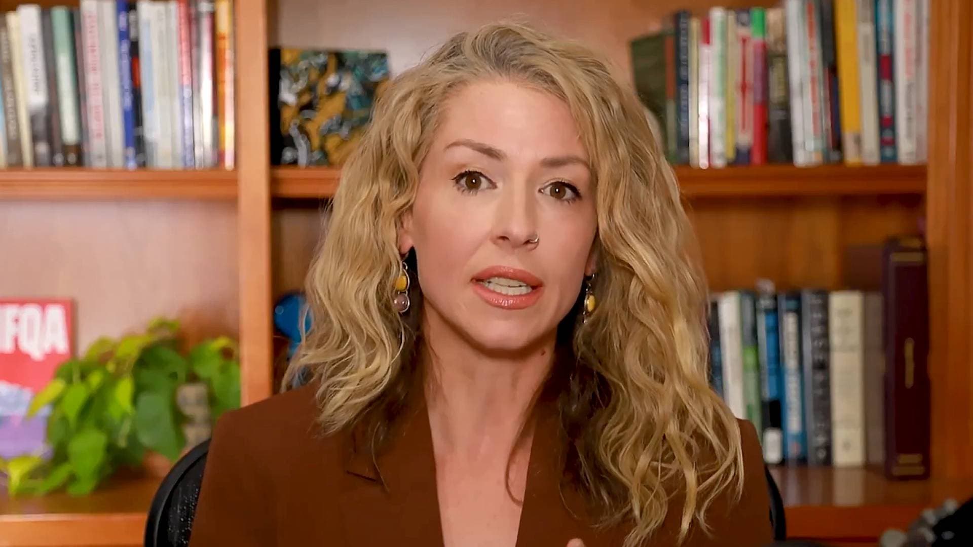 الصحفية الأمريكية آبي مارتن: سردية "تل أبيب" تنهار بسبب حرب غزة والتحول الإعلامي -فيديو