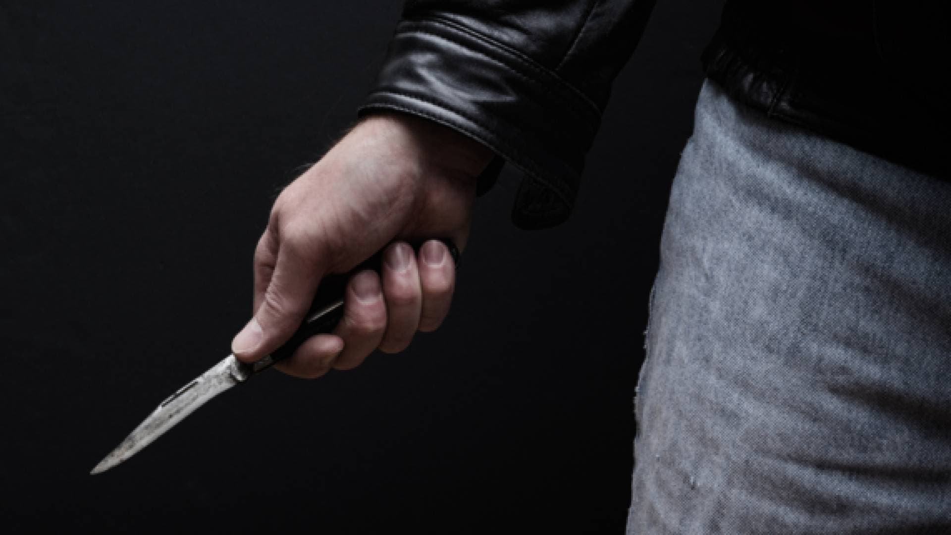 إصابة مواطن إثر حادثة طعن في شارع الحصن بإربد