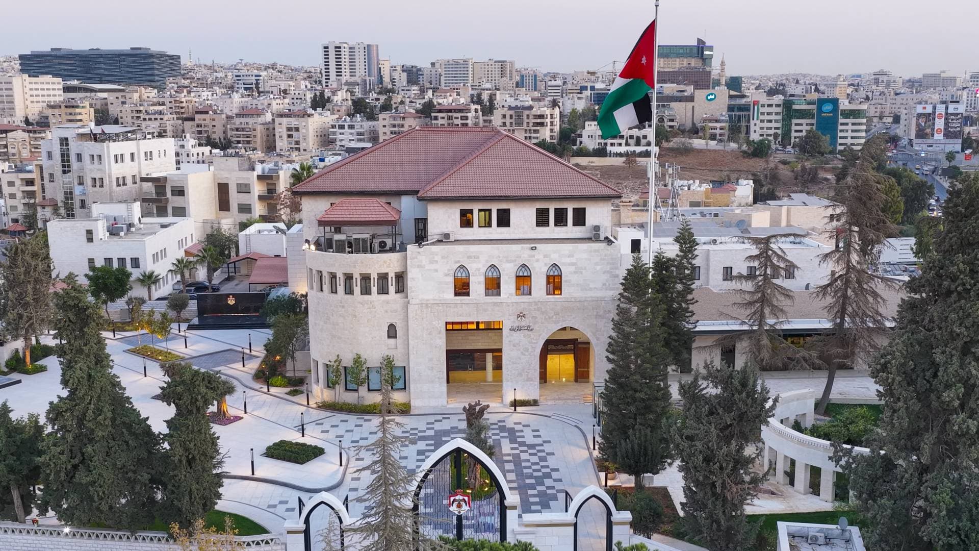 مجلس الوزراء يقر تعديل نظام المجلس الاقتصادي لتعزيز الحوكمة وصنع القرار
